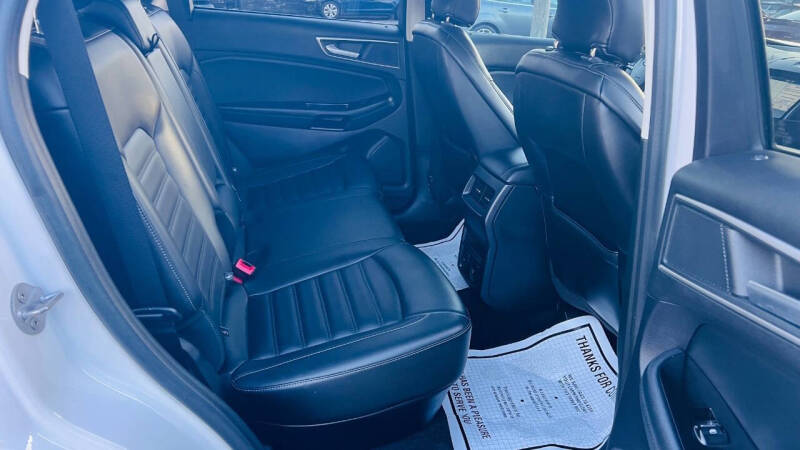 2019 Ford Edge SEL