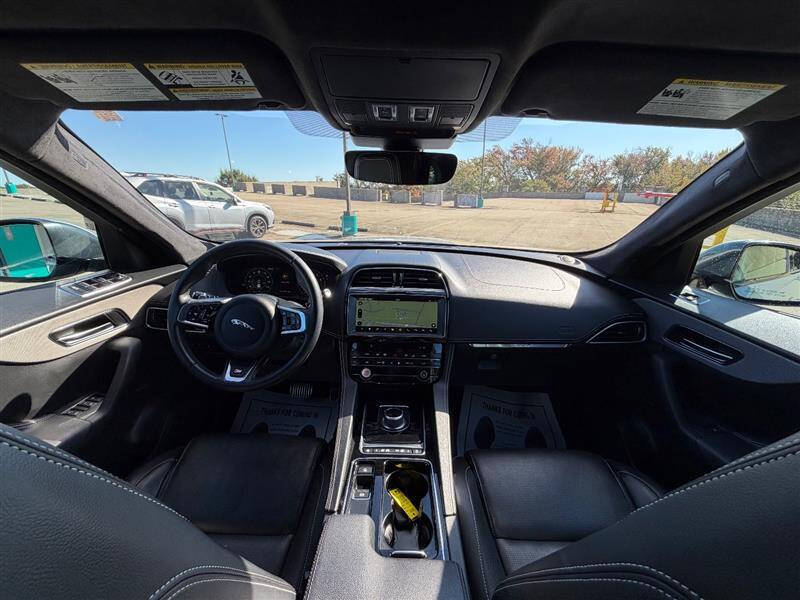 2019 Jaguar F-PACE S