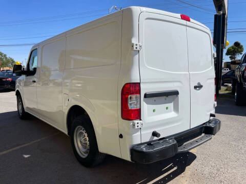2015 Nissan NV 1500 S