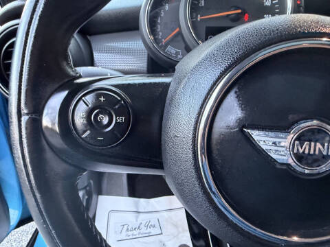 2017 MINI Hardtop 4 Door Cooper