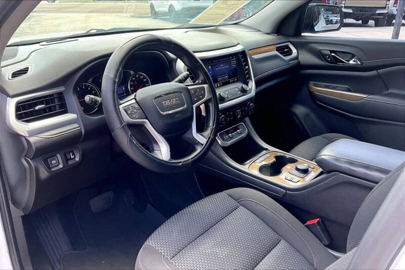 2021 GMC Acadia SLE