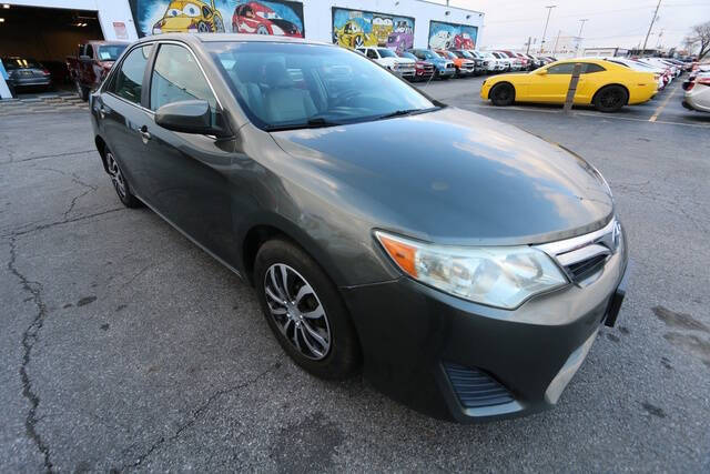 2012 Toyota Camry Hybrid LE