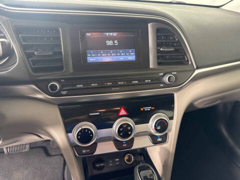 2019 Hyundai Elantra