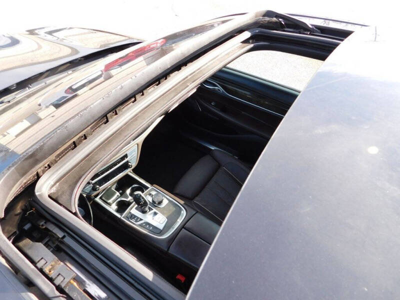 2017 BMW 7 Series 750i xDrive