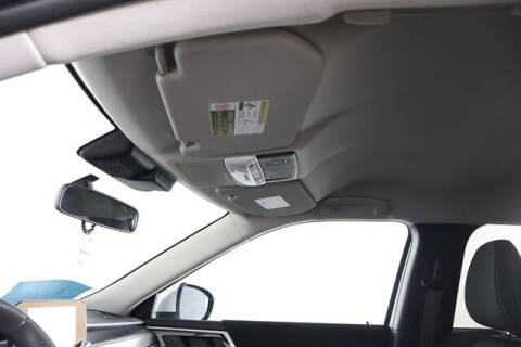 2024 Mitsubishi Outlander ES