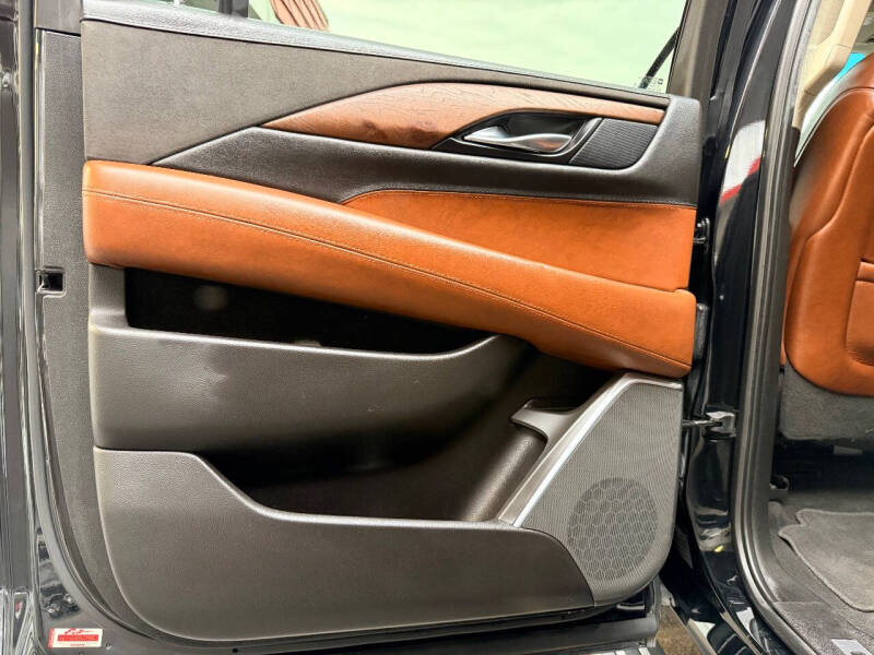 2018 Cadillac Escalade ESV Premium Luxury