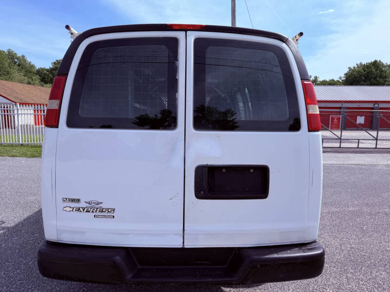 2011 Chevrolet Express 2500
