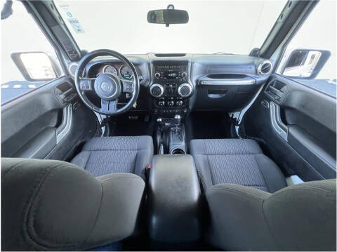 2011 Jeep Wrangler Sahara