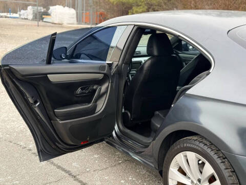 2010 Volkswagen CC Sport