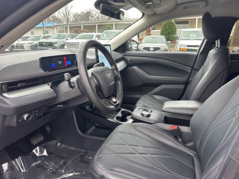 2021 Ford Mustang Mach-E Select