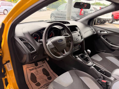 2017 Ford Focus ST