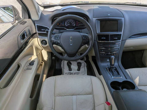 2019 Lincoln MKT