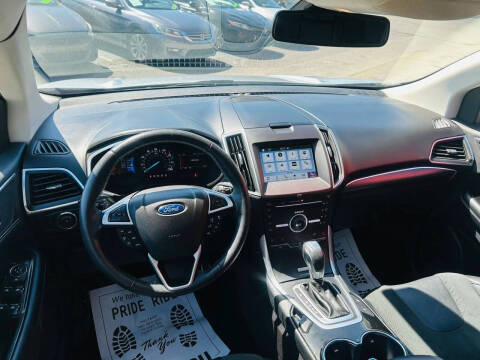2016 Ford Edge Sport