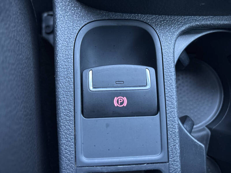 2017 Volkswagen Tiguan 2.0T S 4Motion