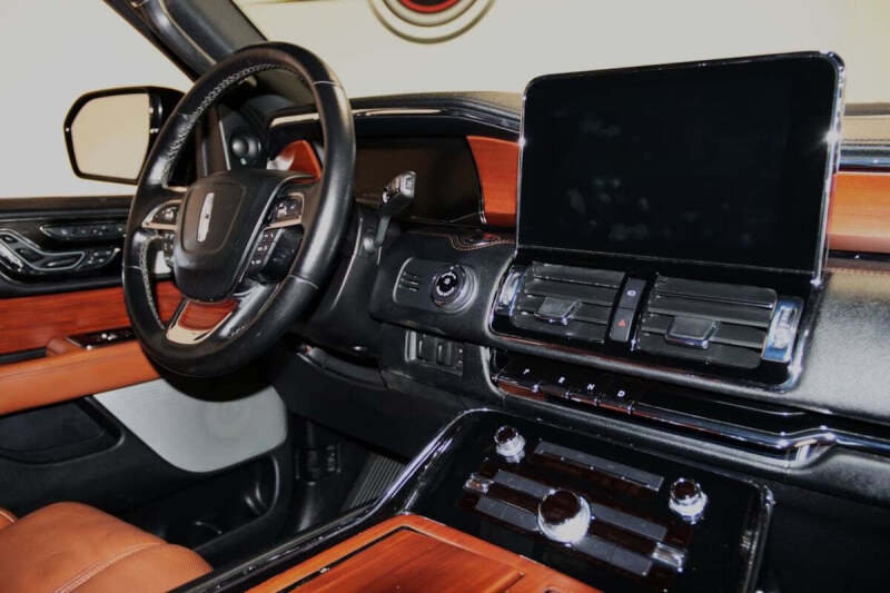 2020 Lincoln Navigator L Reserve
