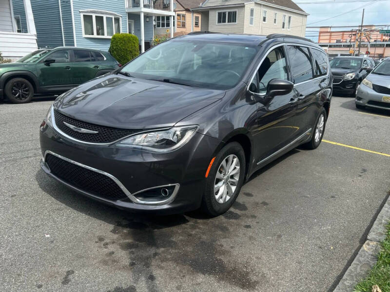 2017 Chrysler Pacifica