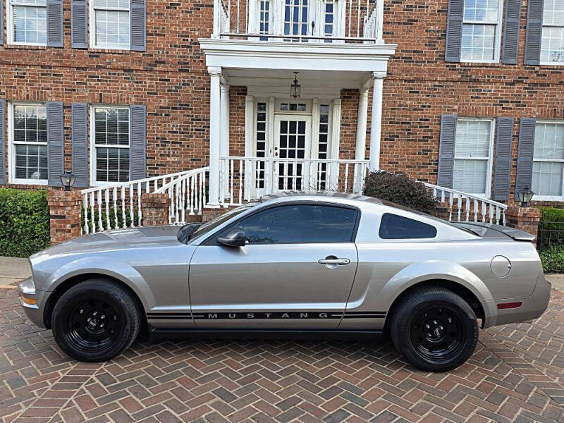 2008 Ford Mustang V6 Deluxe