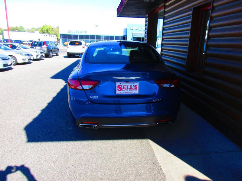 2017 Chrysler 200 Limited Platinum