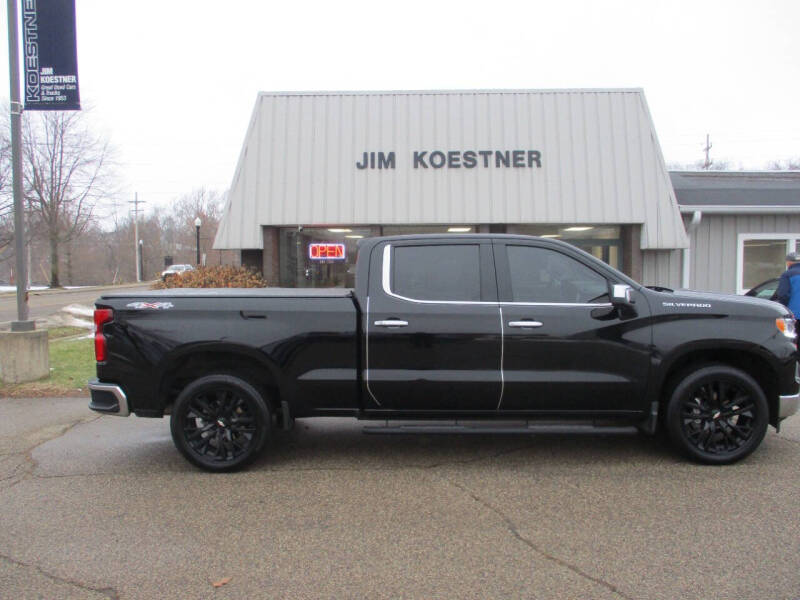 2022 Chevrolet Silverado 1500 for sale at JIM KOESTNER INC in Plainwell MI