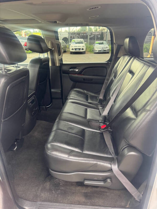 2012 GMC Yukon XL SLT