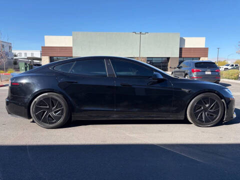 2022 Tesla Model S Plaid