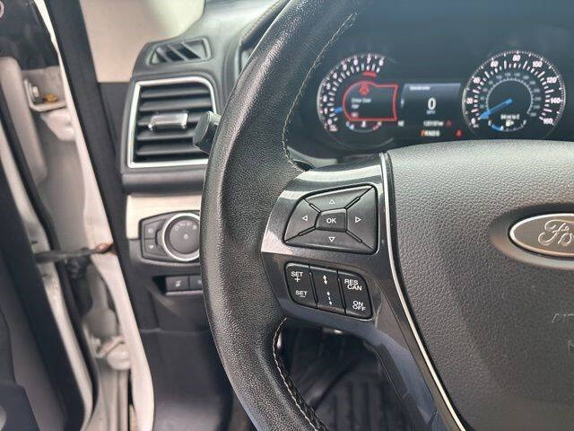 2017 Ford Explorer Platinum