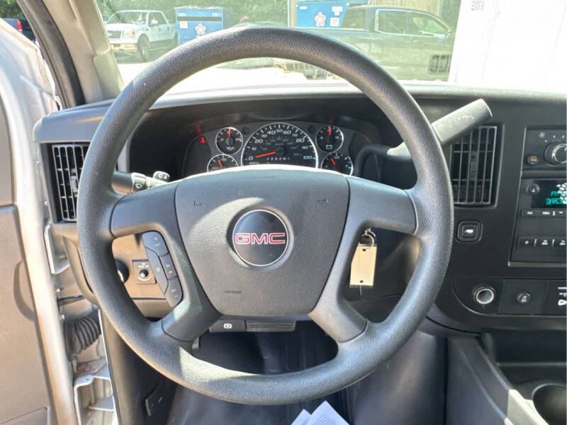 2024 GMC Savana 2500