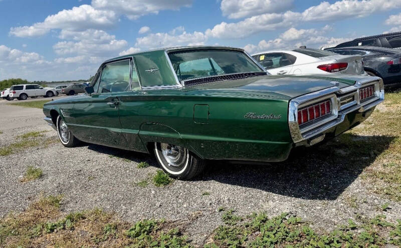 1965 Ford Thunderbird