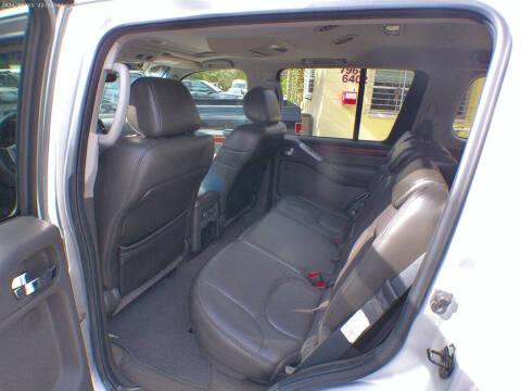 2008 Nissan Pathfinder LE V8