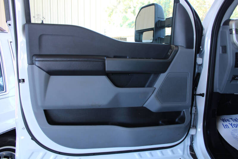 2025 Ford F-350 Super Duty XLT