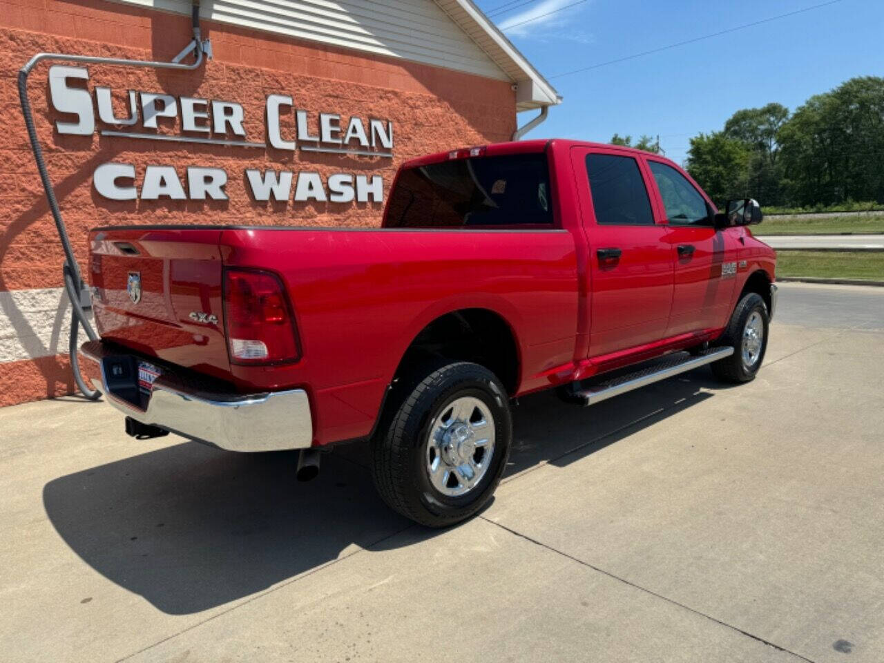 2018 Ram 2500 for sale at Illinois Auto Wholesalers in Tolono, IL