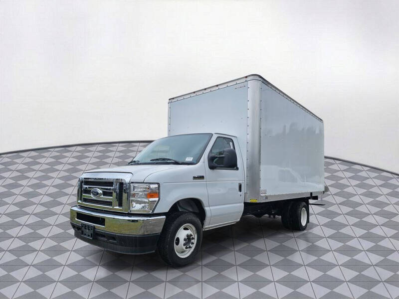 2025 Ford E-Series