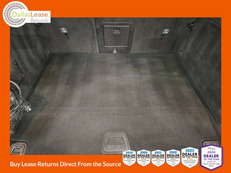 2023 Volvo XC60 Recharge T8 Plus Bright Theme