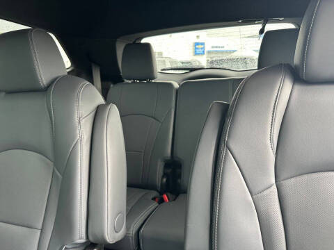 2024 Buick Enclave Essence