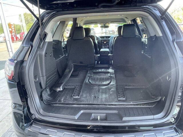 2017 Chevrolet Traverse LT