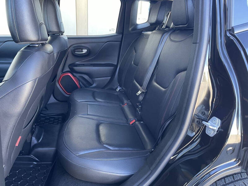 2016 Jeep Renegade Trailhawk