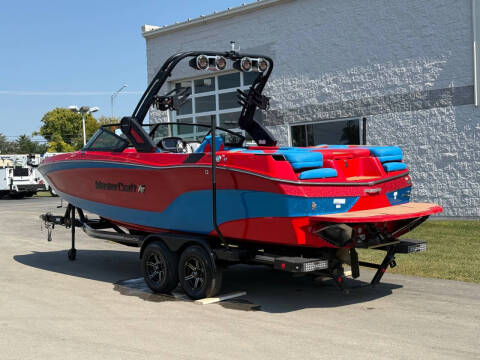 2022 MasterCraft XT24