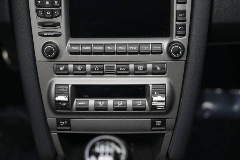 2005 Porsche 911 Carrera