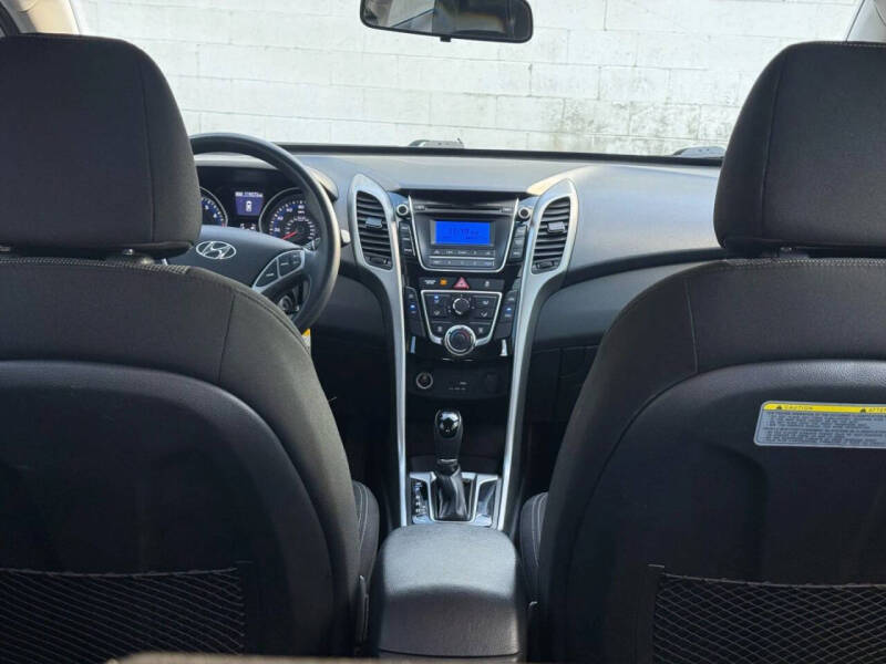 2017 Hyundai Elantra GT