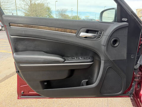 2019 Chrysler 300 Limited