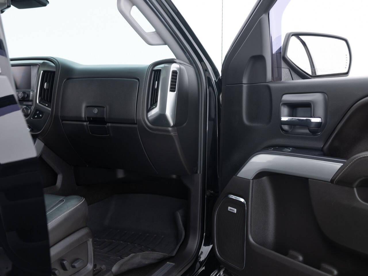 Used Car 2017 Chevrolet Silverado 1500  Ltz Z71 4x4 4dr Crew Cab 5.8 Ft. Sb For Sale Under $30,000 In Coal City, Illinois