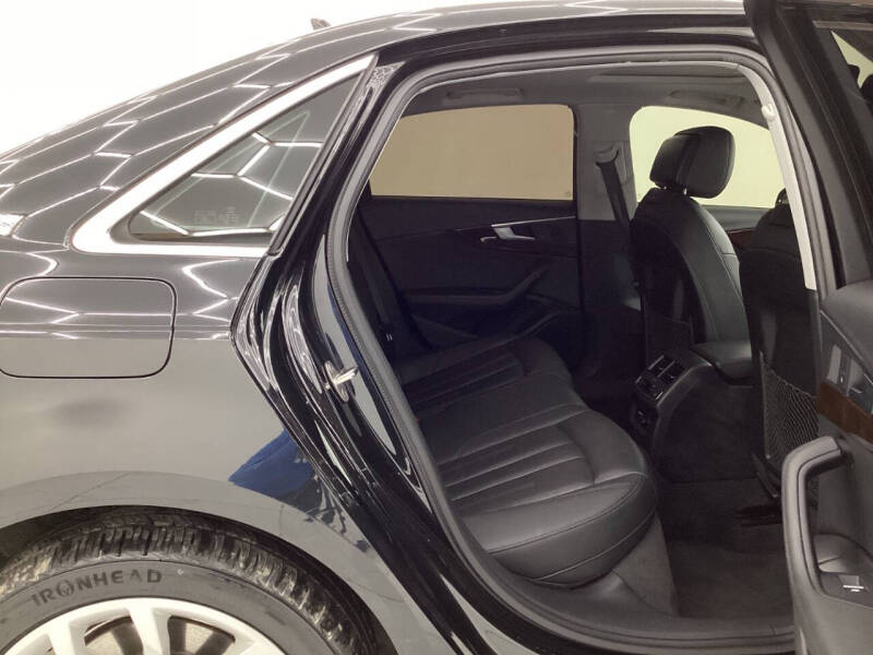 2019 Audi A4 quattro Premium Plus 45 TFSI