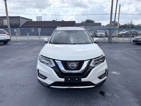 2017 Nissan Rogue SL