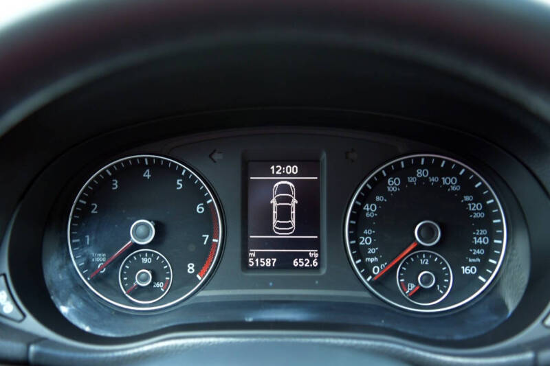 2014 Volkswagen Passat 1.8T SE