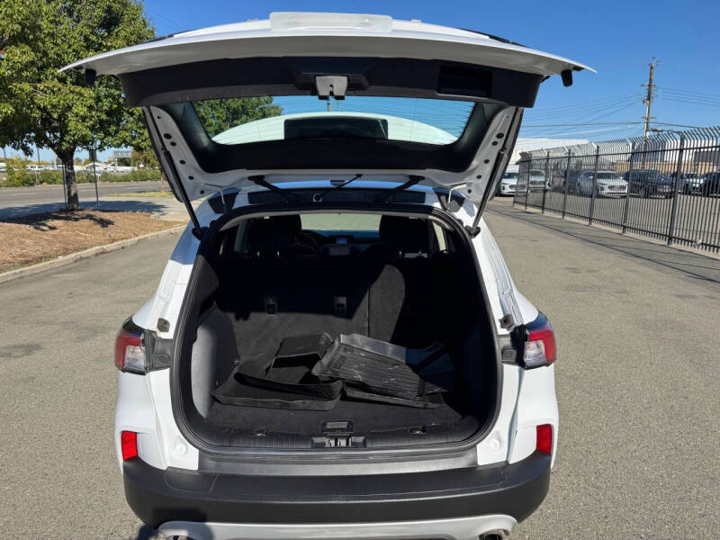 2020 Ford Escape S
