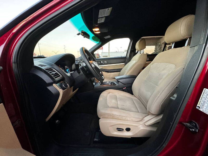 2016 Ford Explorer
