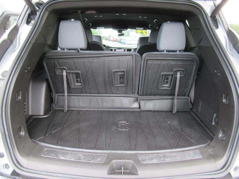 2024 Buick Enclave Essence