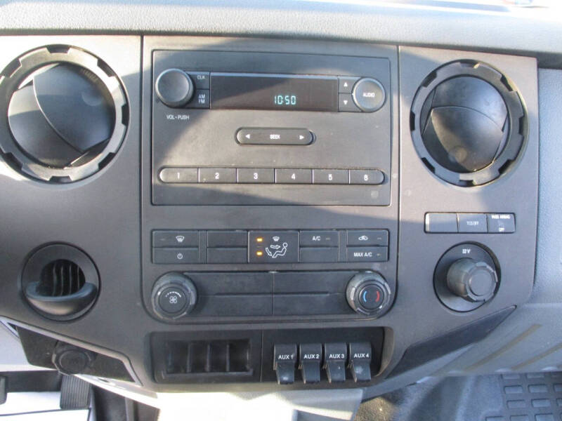 2013 Ford F-350 Super Duty XL