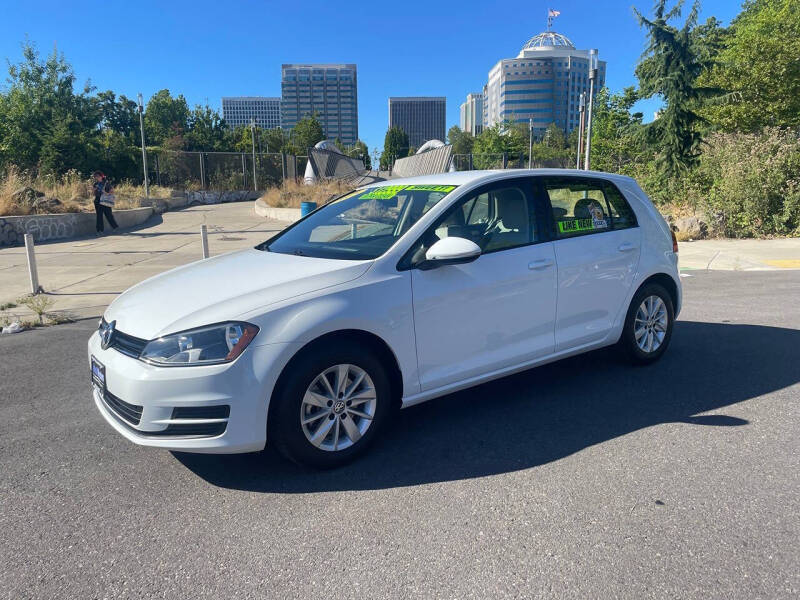 2015 Volkswagen Golf TSI SE