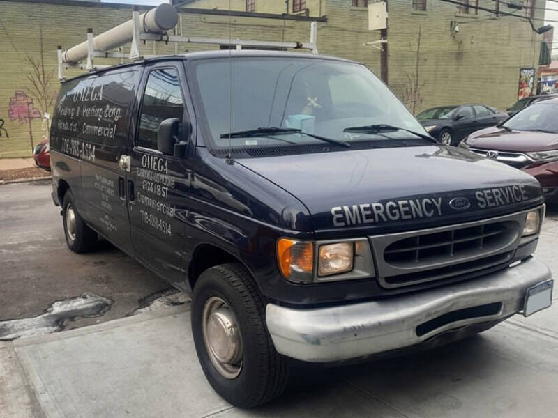 2000 Ford E-250